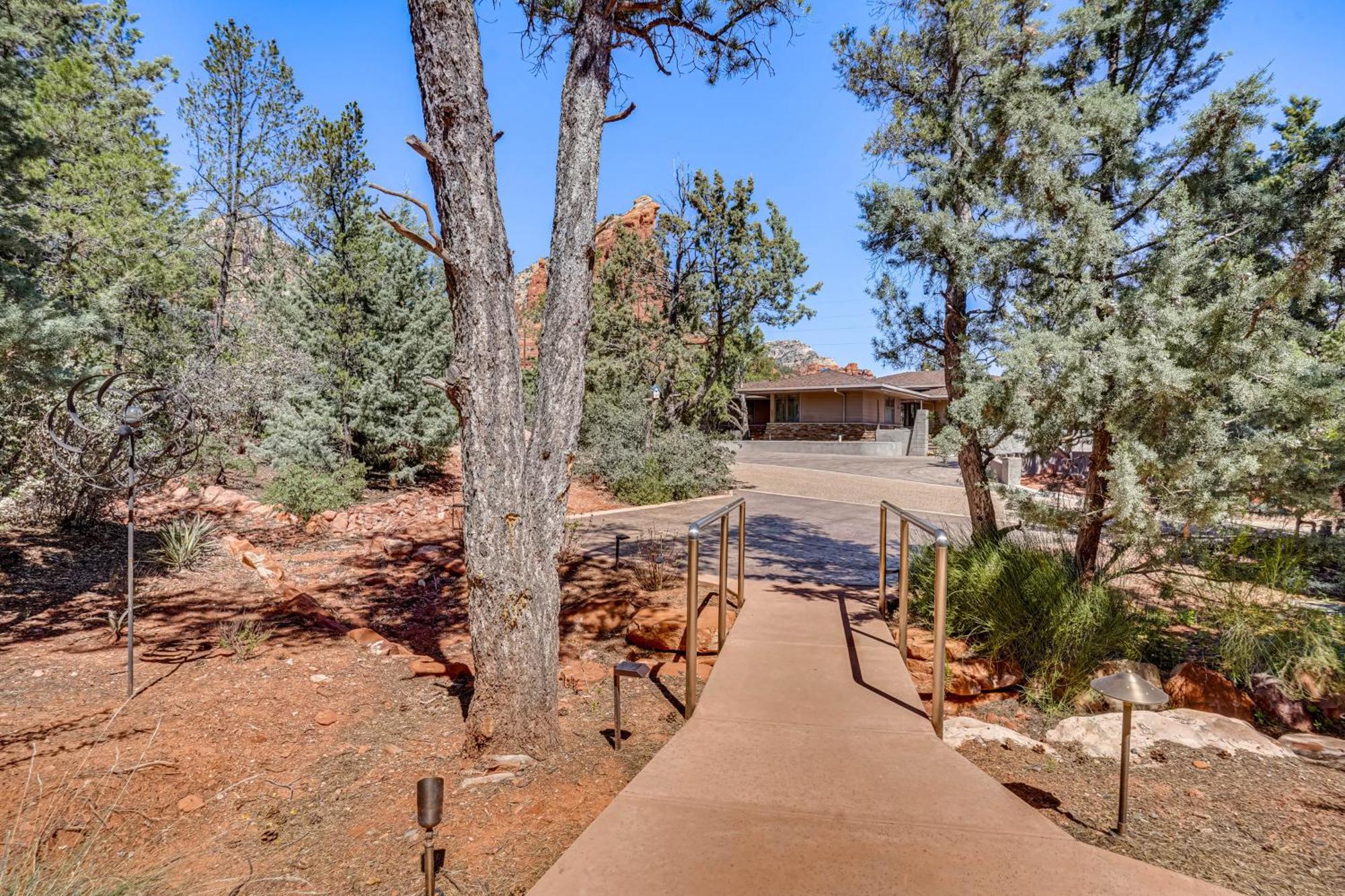 Sedona Couples Retreat With Patio Walk To Trails!公寓 外观 照片